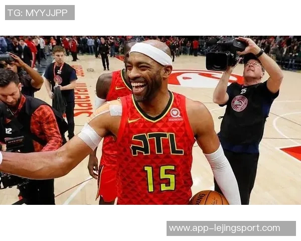 奎因生涯前26场比赛助攻破百成为NBA历史最快中锋