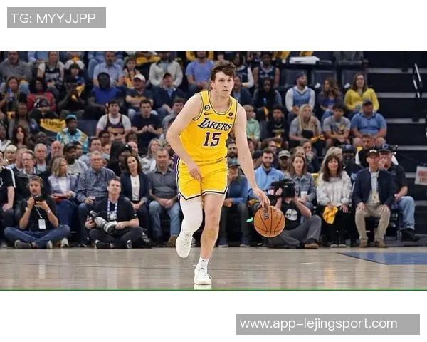 帕森斯：詹姆斯回归后里夫斯依然是湖人队的第二选择