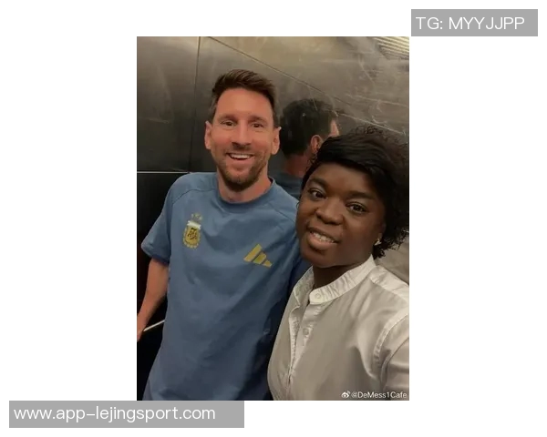 小贝与梅西合影留念为赛季画上完美句点难忘瞬间永存心间